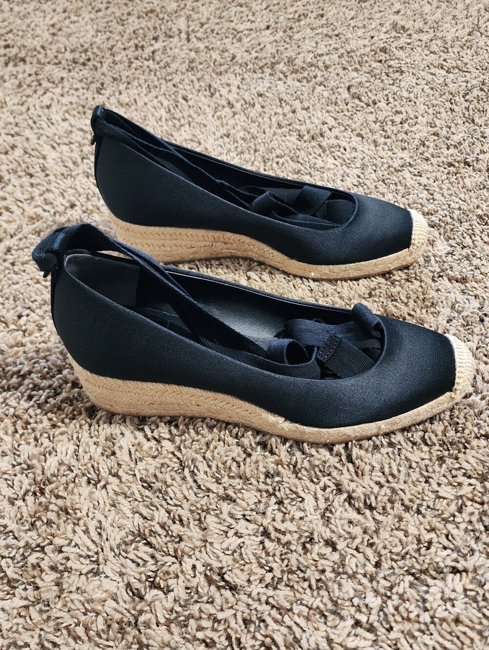 Tory Burch Black Satin Lace Up Espadrille Wedges Flats Size 7 Preppy - Picture 2 of 10